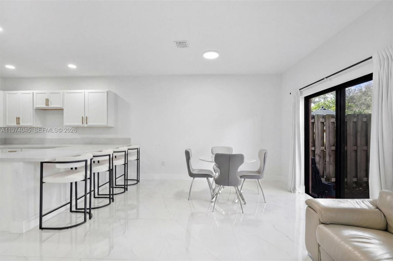 178 SE 33rd Ter, Homestead, FL 33033 Photo