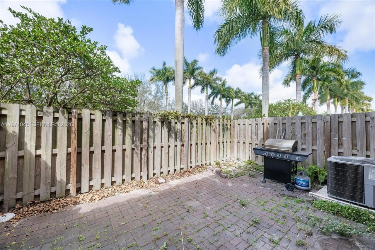 178 SE 33rd Ter, Homestead, FL 33033 Photo