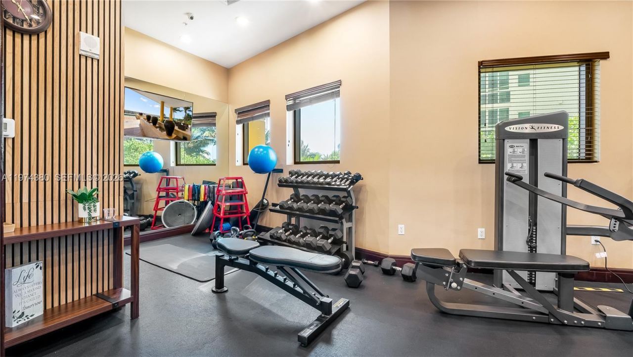 16275 Collins Ave, Unit 1503, Sunny Isles Beach, FL 33160 Photo