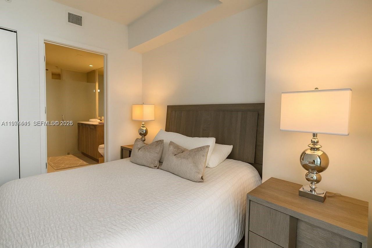 501 NE 31st St , Unit 1204, Miami, FL 33137 Photo