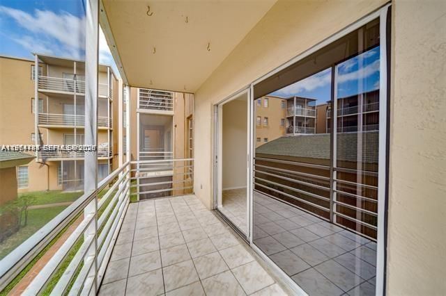 4848 NW 24th Ct , Unit 230, Lauderdale Lakes, FL 33313 Photo