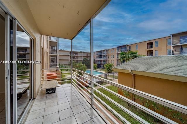 4848 NW 24th Ct , Unit 230, Lauderdale Lakes, FL 33313 Photo