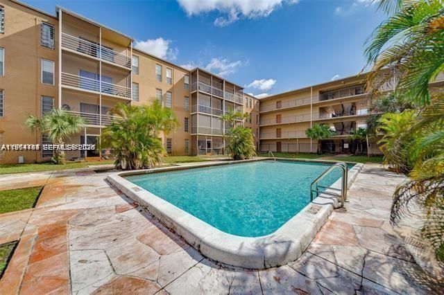 4848 NW 24th Ct , Unit 230, Lauderdale Lakes, FL 33313 Photo