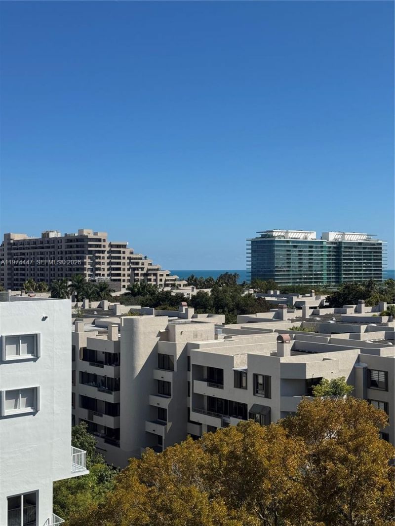 77 Crandon Blvd, Unit 9E, Key Biscayne, FL 33149 Photo