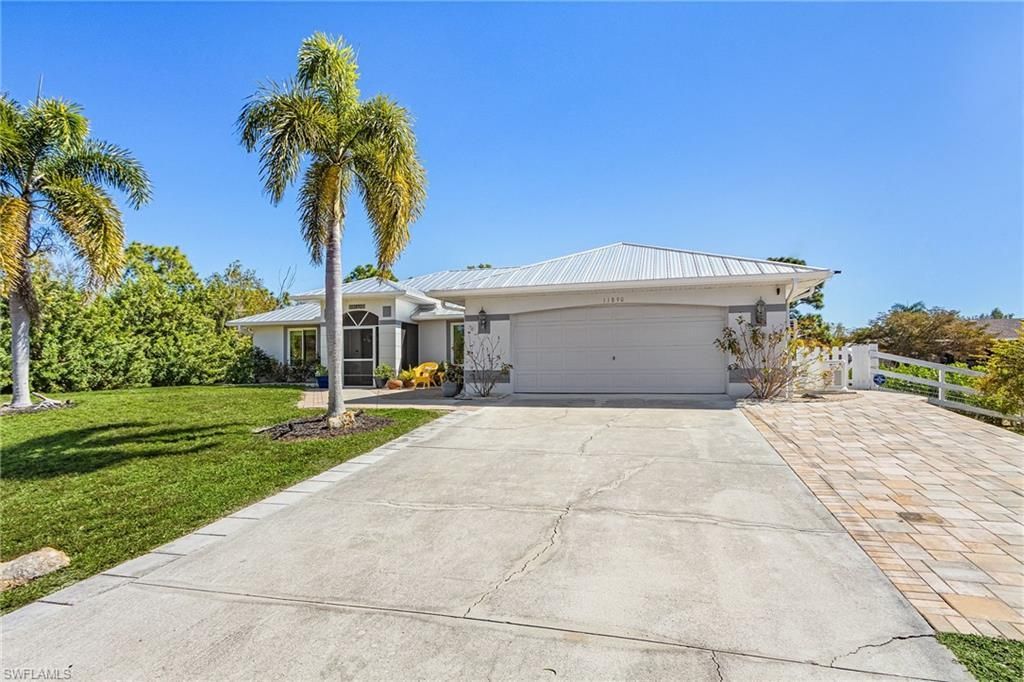 11890 Oscoda Ct, Bokeelia, FL 33922 Photo