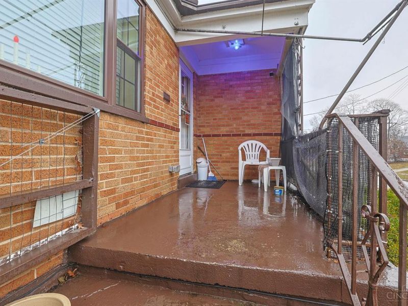 2031 Emerson Avenue, North College Hill, OH 45239 Photo 3