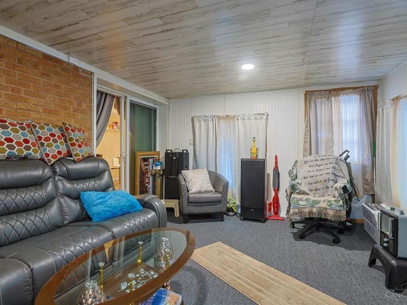 2031 Emerson Avenue, North College Hill, OH 45239 Photo 9