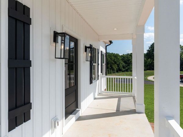 153 TOMASVILLE DR, WAYNESBORO, VA 22980