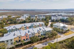 1010 Lighterman Way photo 4