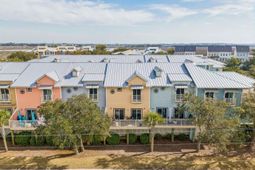 1010 Lighterman Way photo 4