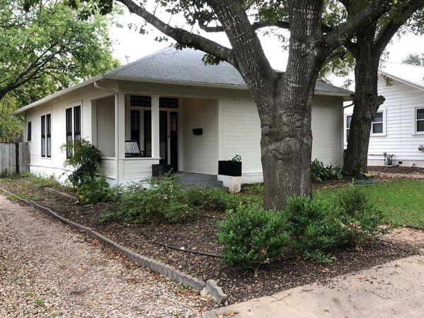 2107 Newton ST, Austin, TX 78704