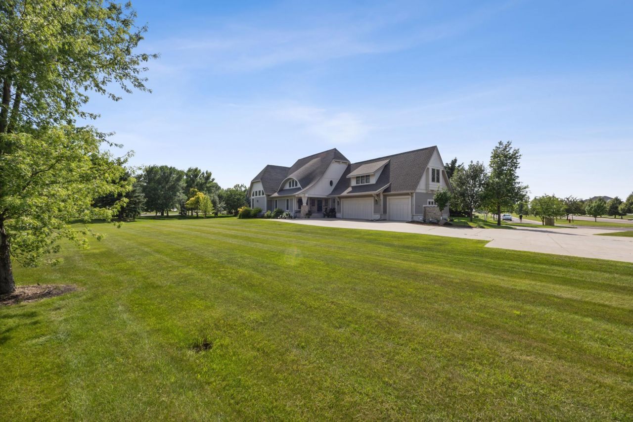 2508 Rose Creek Parkway S, Fargo, ND 58104 Main Photo