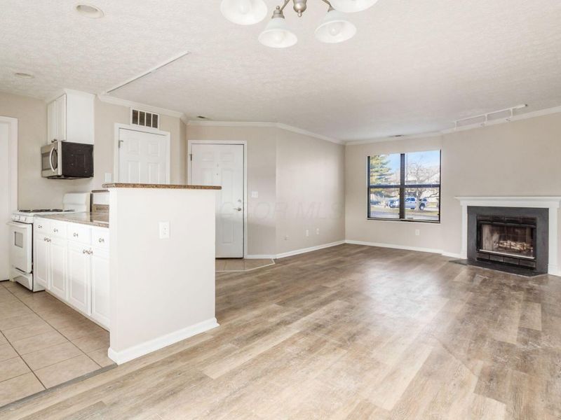 2727 Greystone Drive , Unit A, Columbus, OH 43220 Photo 14