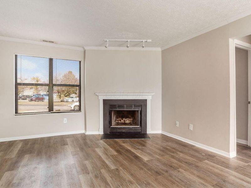 2727 Greystone Drive , Unit A, Columbus, OH 43220 Photo 7