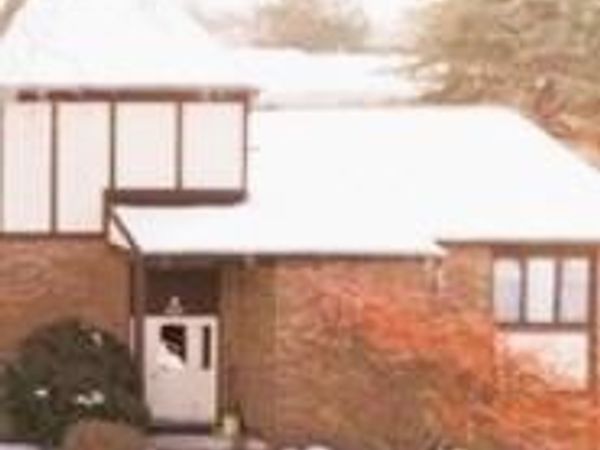 6160 Innkeepers Court, East Lansing, MI 48823