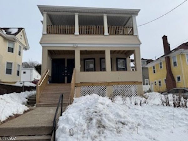 10 New St, Dover, NJ 07801