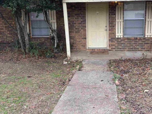 56 Southland Court, Maumelle, AR 72113