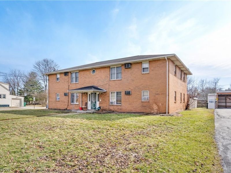 895 Cook Avenue , Youngstown, OH 44512 Photo 2