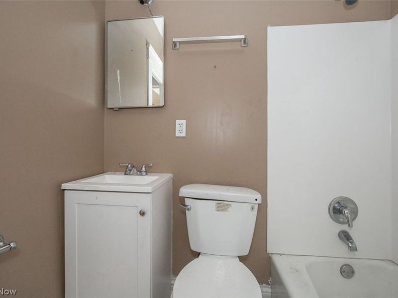 3976 E 71st Street, Cleveland, OH 44105 Photo 14