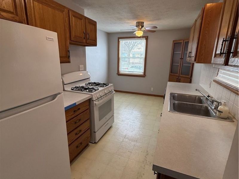 1216 Homewood Avenue SW, Canton, OH 44710 Photo 6