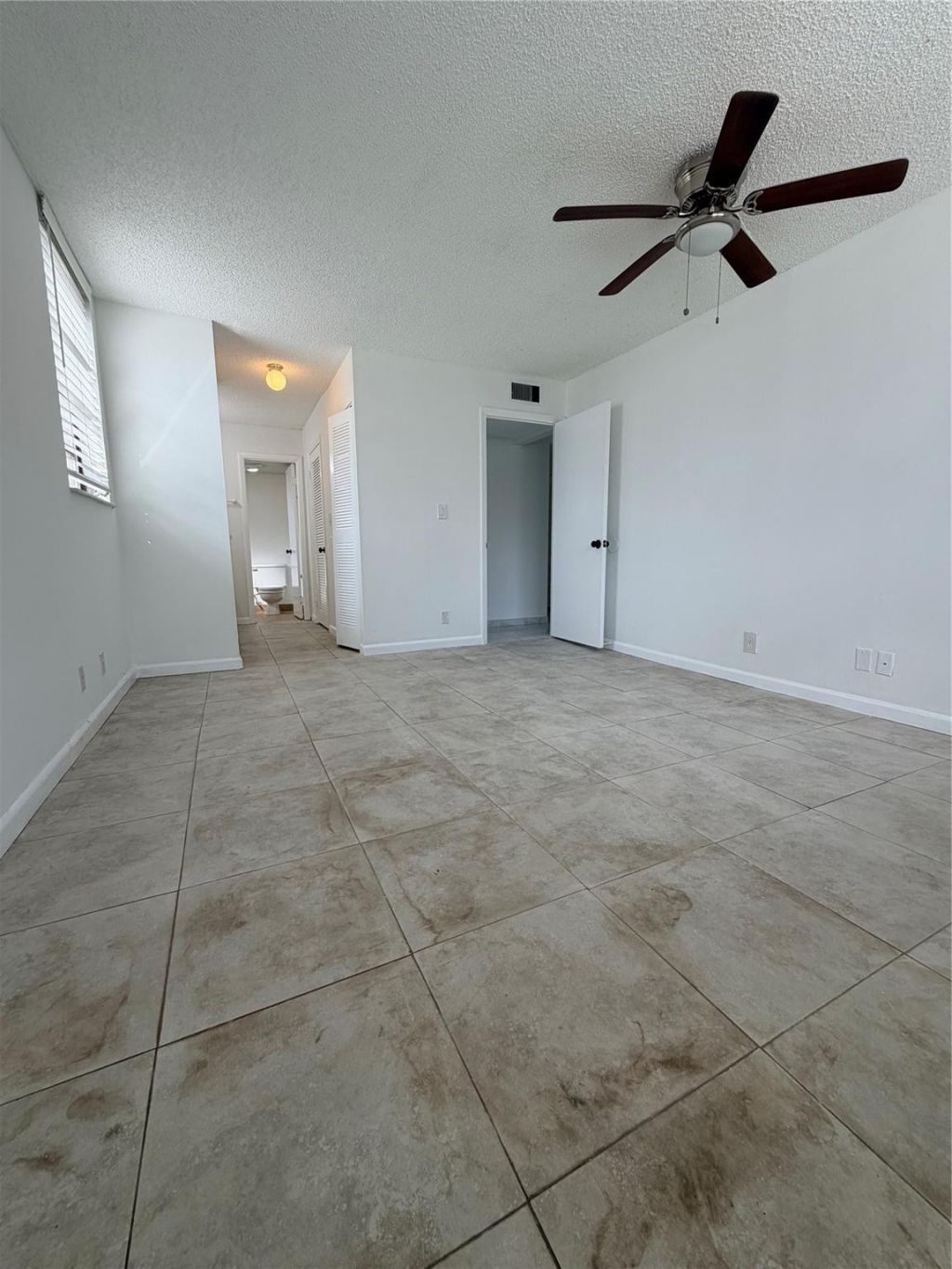 3100 N Pine Island Road, Unit 310, Sunrise, FL 33351 Photo