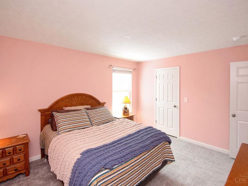 9 Woodside Park Drive, Pierce Twp, OH 45102 Photo 18