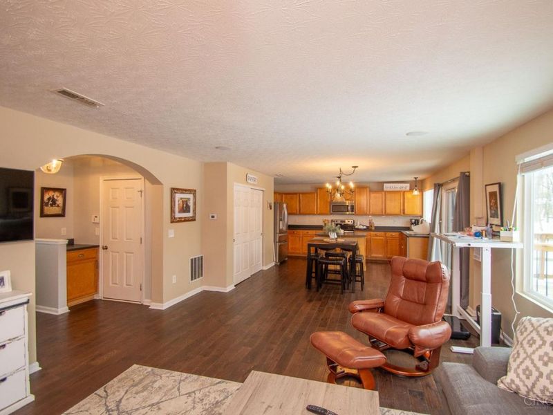 9 Woodside Park Drive, Pierce Twp, OH 45102 Photo 4