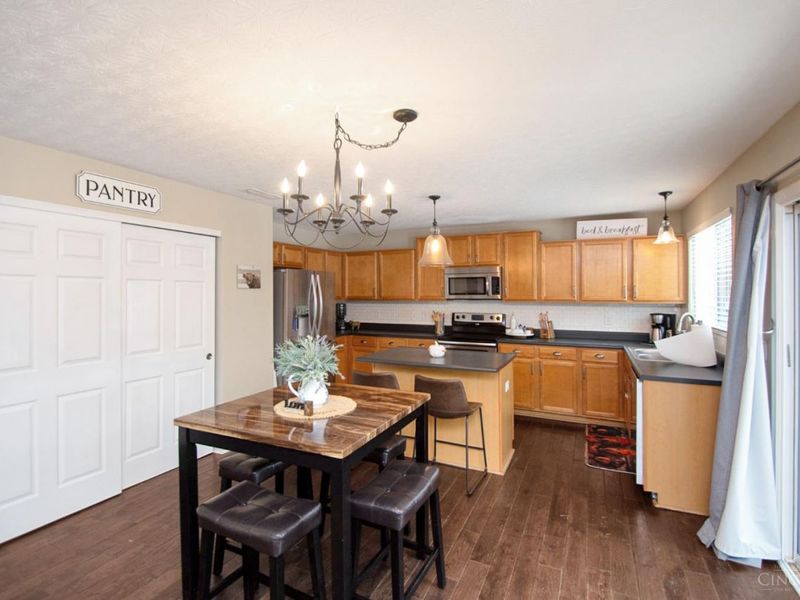 9 Woodside Park Drive, Pierce Twp, OH 45102 Photo 5