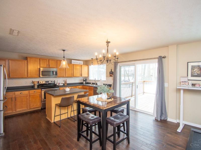 9 Woodside Park Drive, Pierce Twp, OH 45102 Photo 6