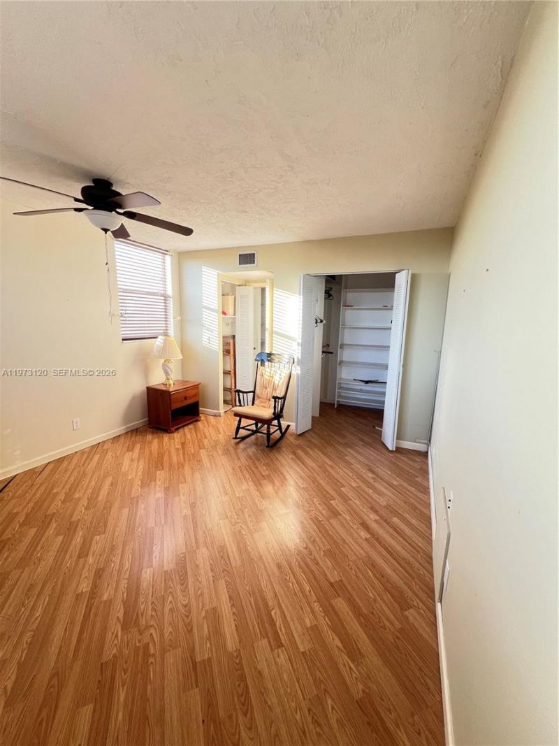 2851 Somerset Dr , Unit 417, Lauderdale Lakes, FL 33311 Photo