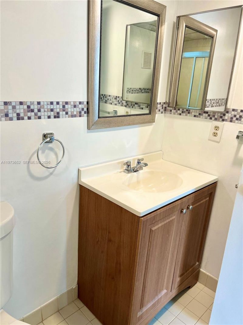 20761 NE 4th Pl , Unit 104, Miami, FL 33179 Photo