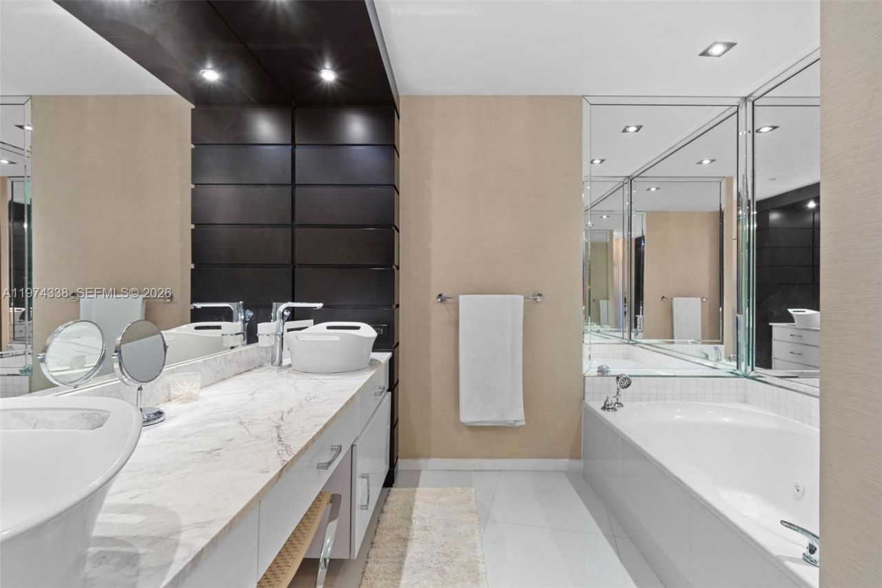 9601 Collins Ave, Unit 1208, Bal Harbour, FL 33154 Photo