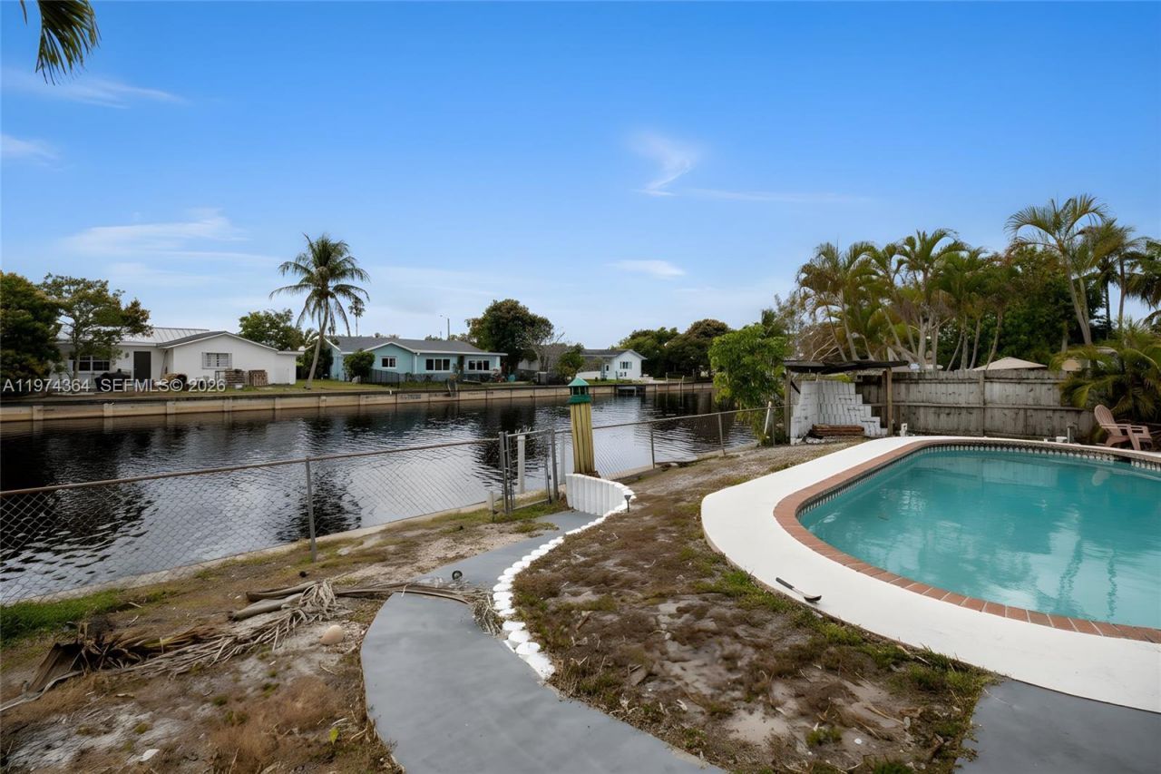 6802 NW 78th St , Tamarac, FL 33321 Photo