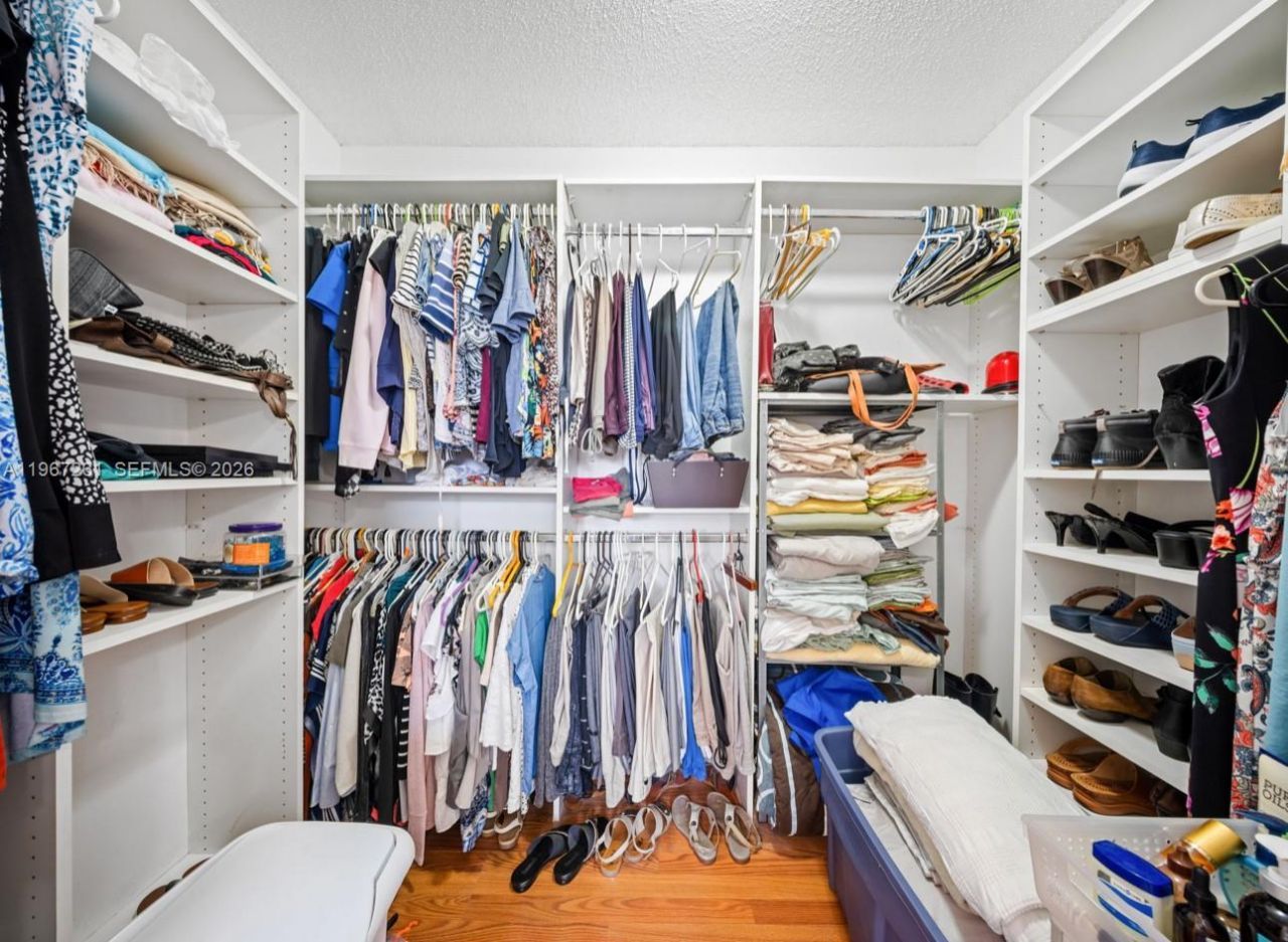 1340 NW 125th Ter , Sunrise, FL 33323 Photo