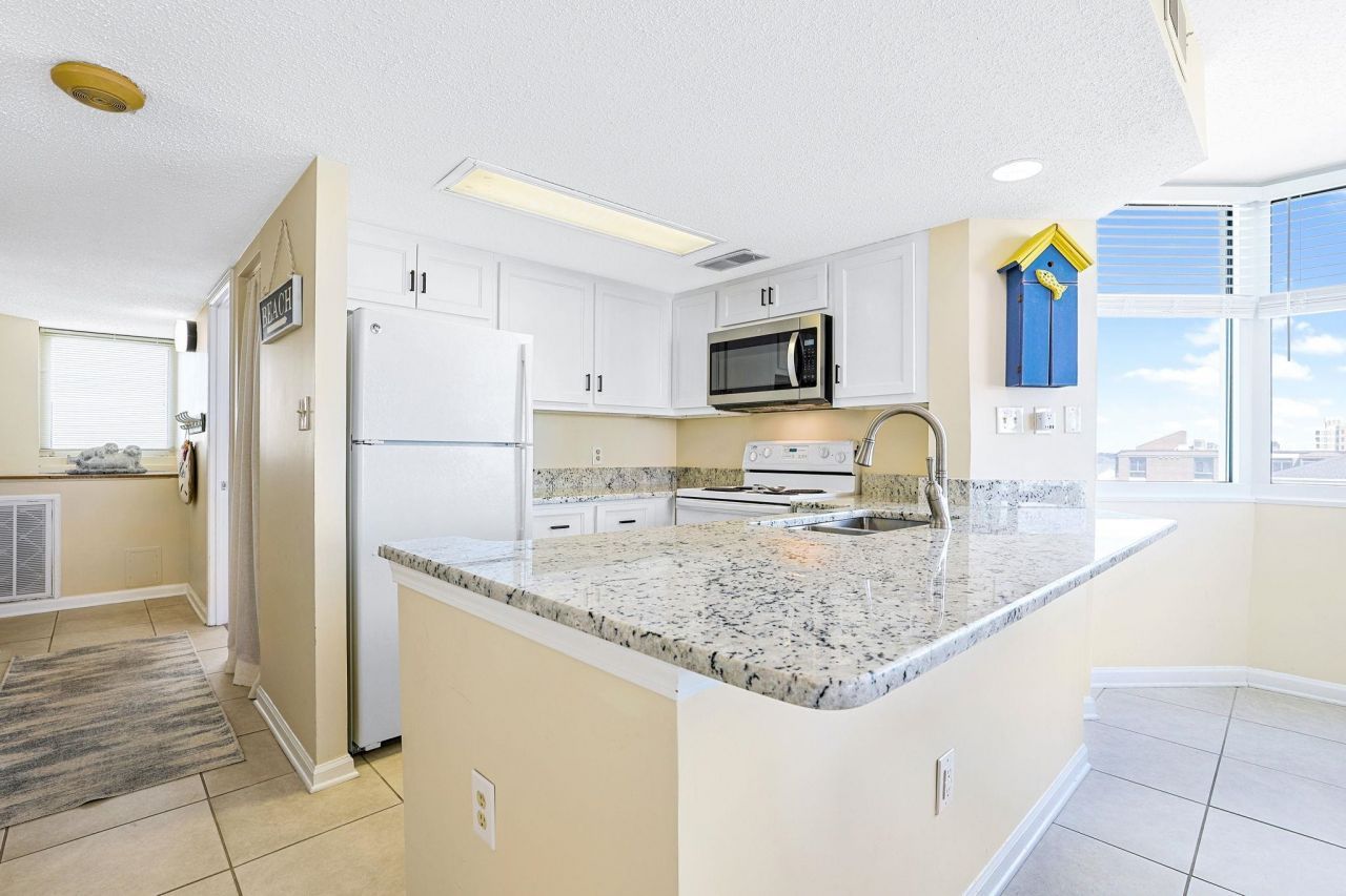 5806 N Ocean Blvd.  Photo 10