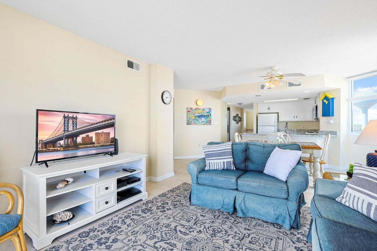 5806 N Ocean Blvd.  Photo 5