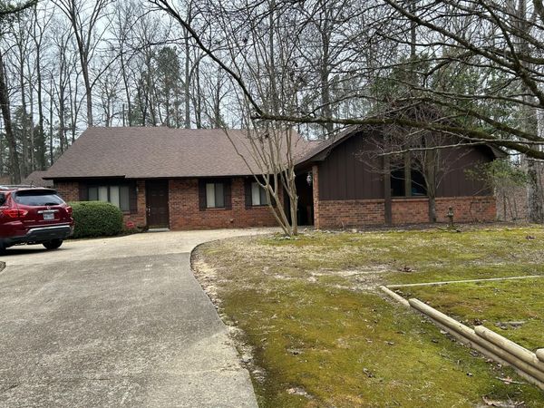 173 Bent tree Trail, Columbus, MS 39705