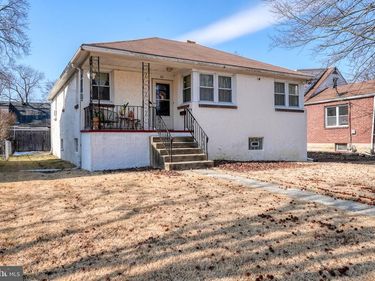 32 BONSALL AVENUE, ALDAN, PA 19018