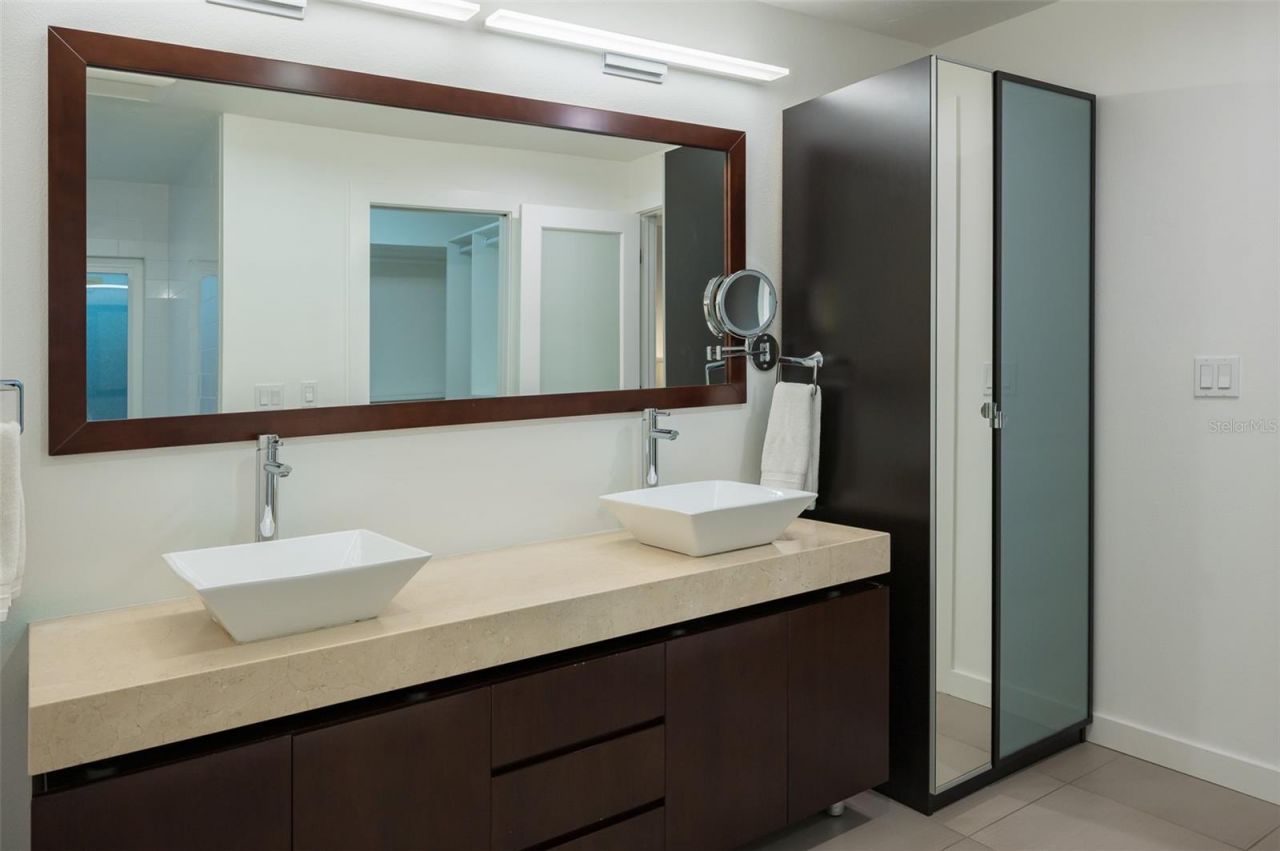 4938 Commonwealth Drive, Sarasota, FL 34242 Photo