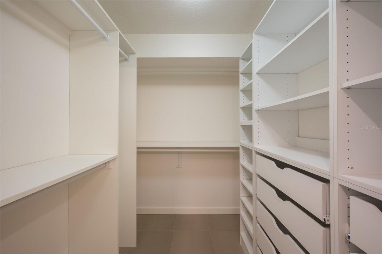 4938 Commonwealth Drive, Sarasota, FL 34242 Photo