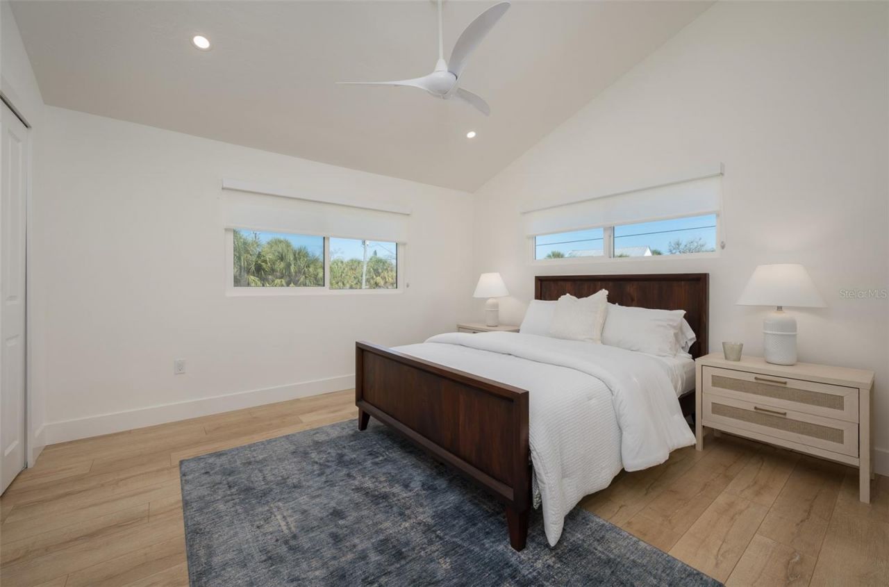 4938 Commonwealth Drive, Sarasota, FL 34242 Photo