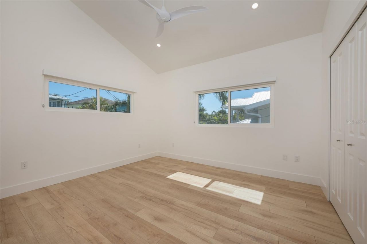 4938 Commonwealth Drive, Sarasota, FL 34242 Photo