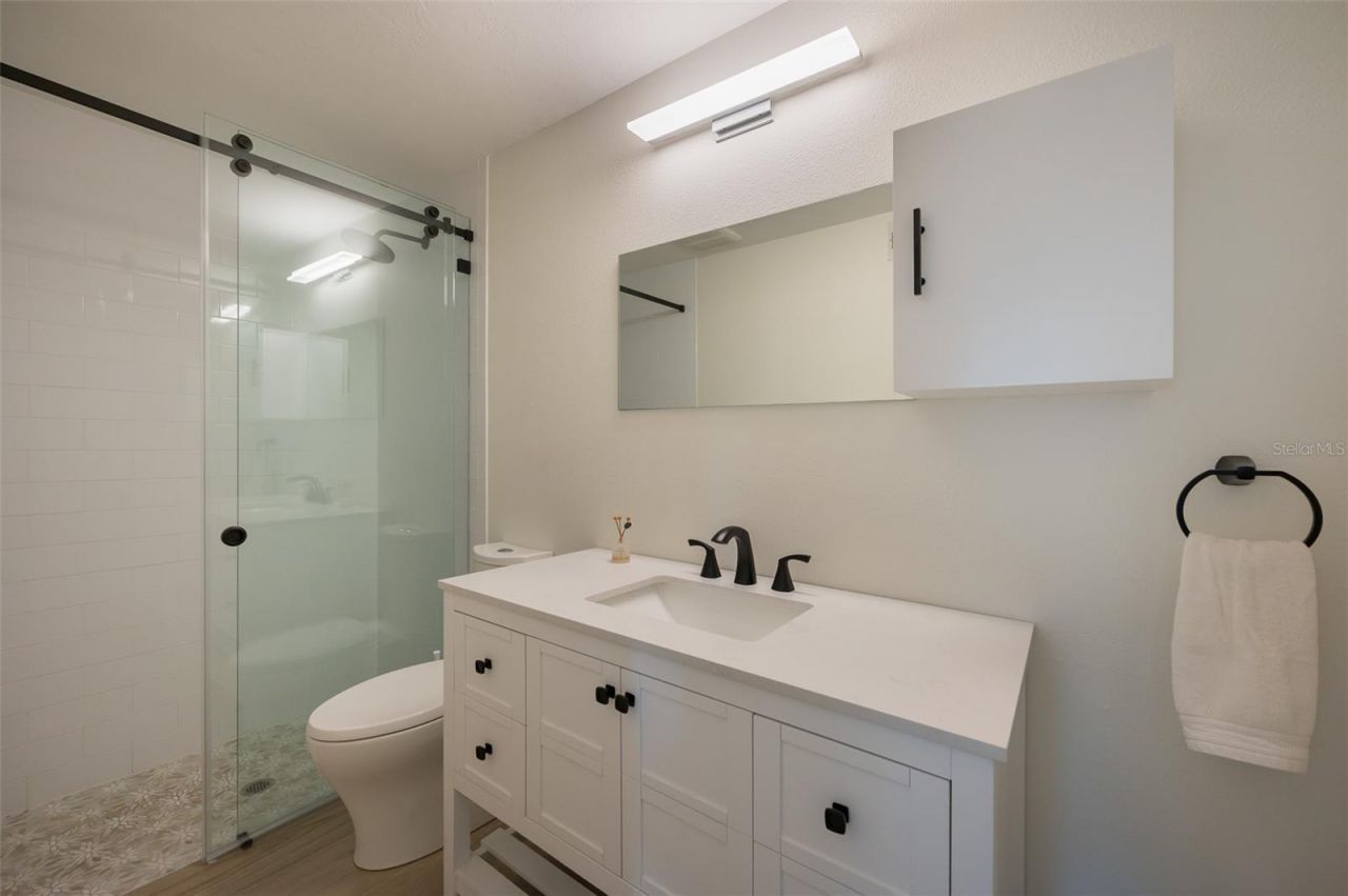 4938 Commonwealth Drive, Sarasota, FL 34242 Photo