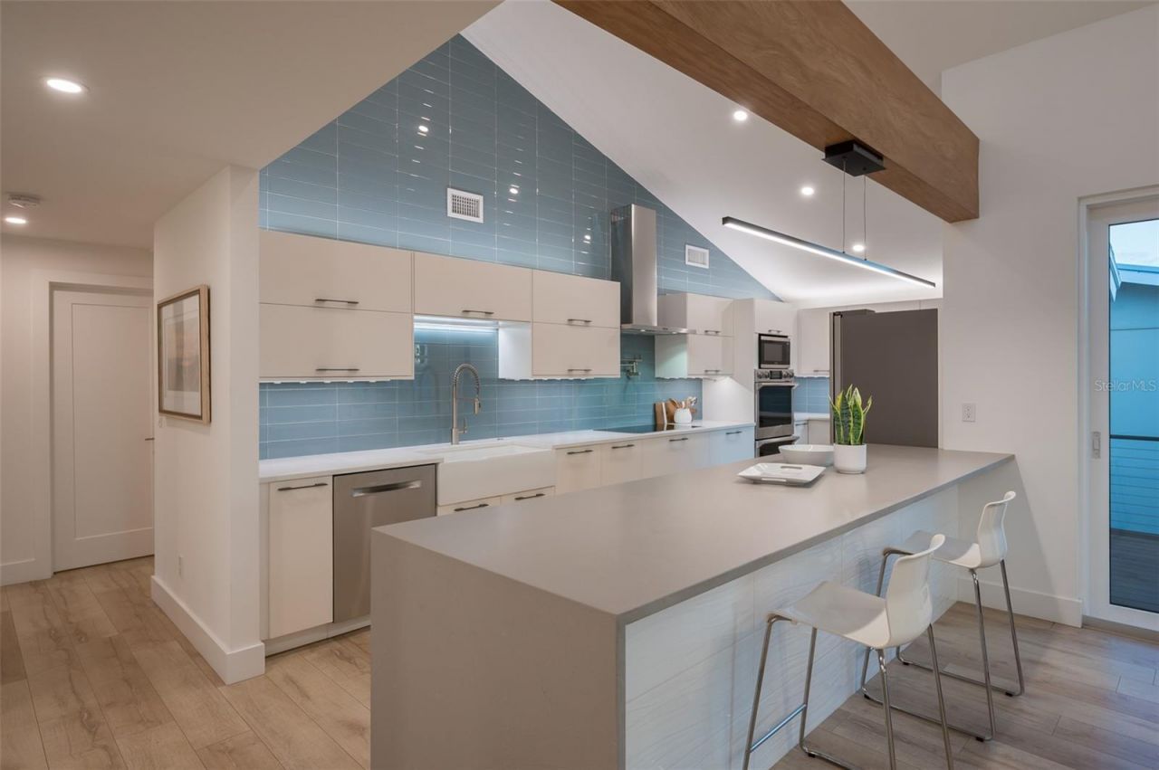 4938 Commonwealth Drive, Sarasota, FL 34242 Photo