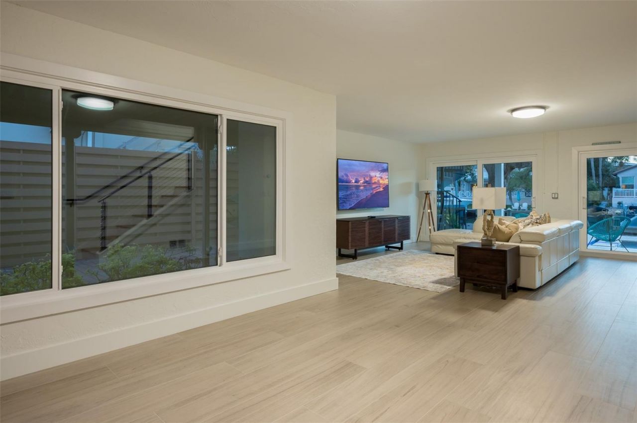 4938 Commonwealth Drive, Sarasota, FL 34242 Photo