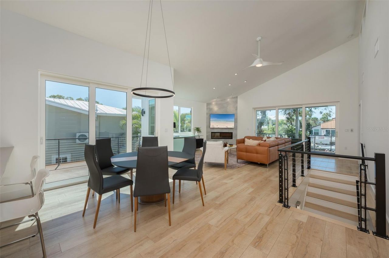 4938 Commonwealth Drive, Sarasota, FL 34242 Photo