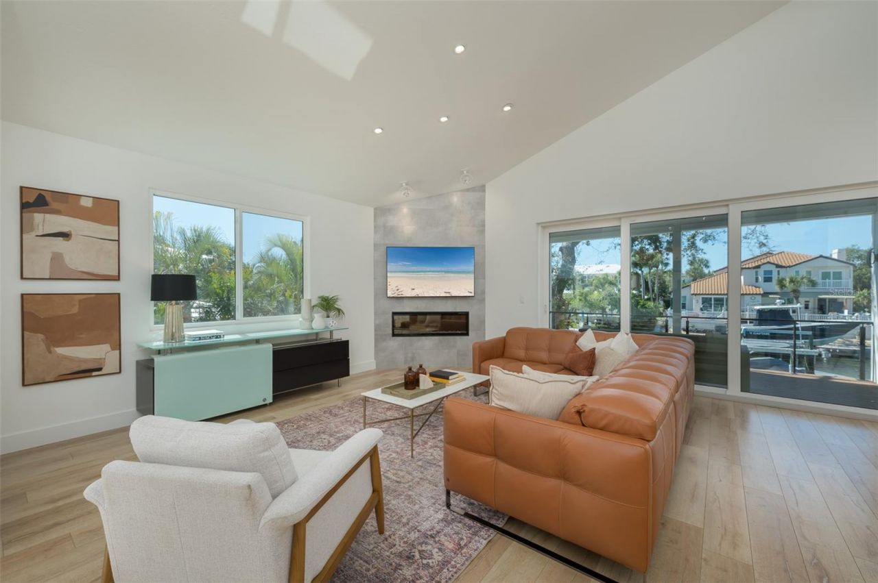 4938 Commonwealth Drive, Sarasota, FL 34242 Photo