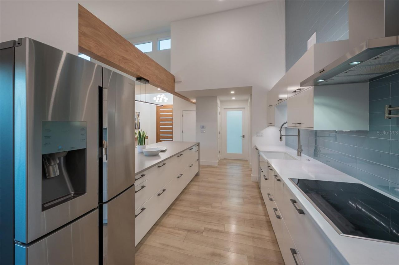 4938 Commonwealth Drive, Sarasota, FL 34242 Photo