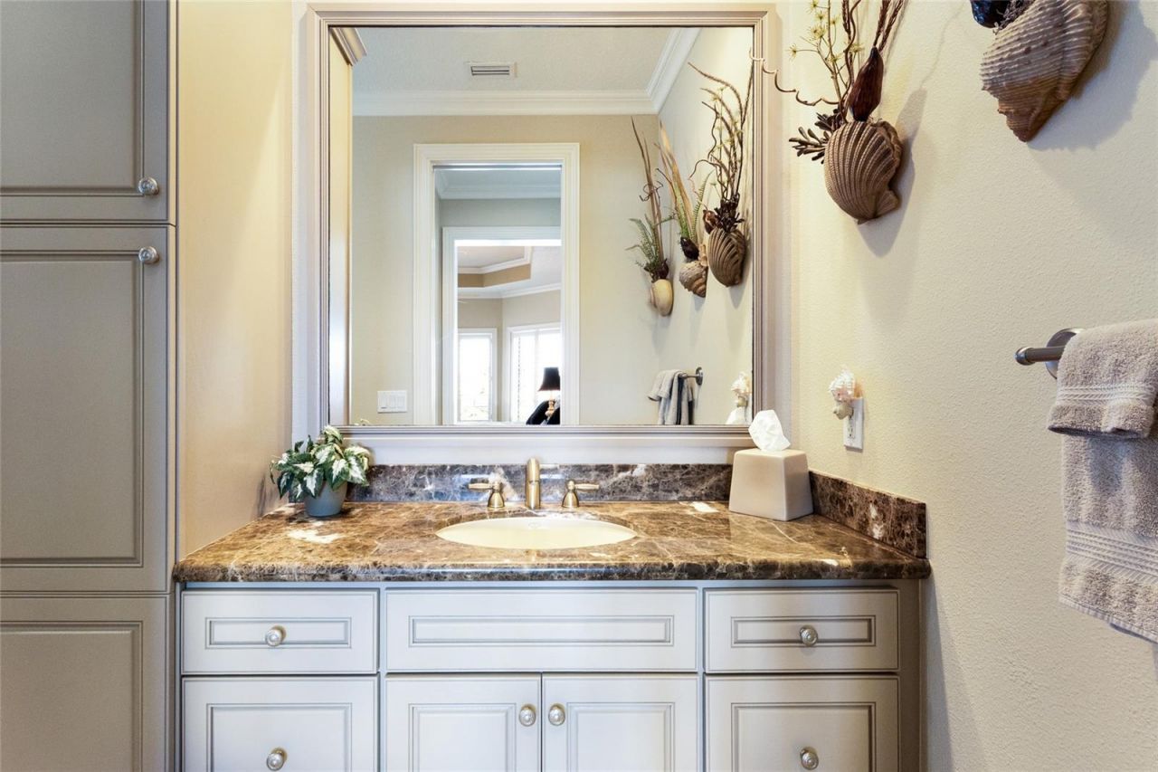 617 N Owl Drive, Sarasota, FL 34236 Photo