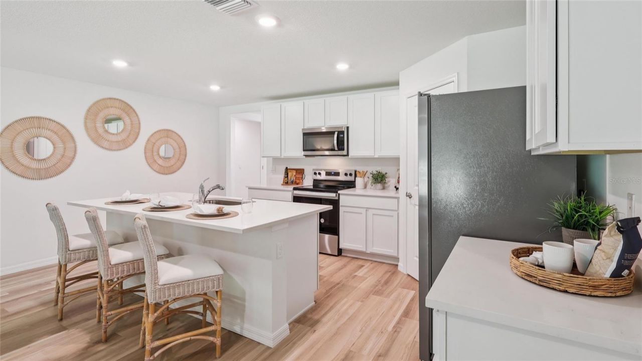 11373 SE 72nd Court , Belleview, FL 34420 Photo